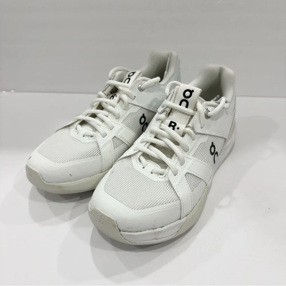 On The Roger Clubhouse Pro Tennis Or Pickleball Shoes In White | Size 7